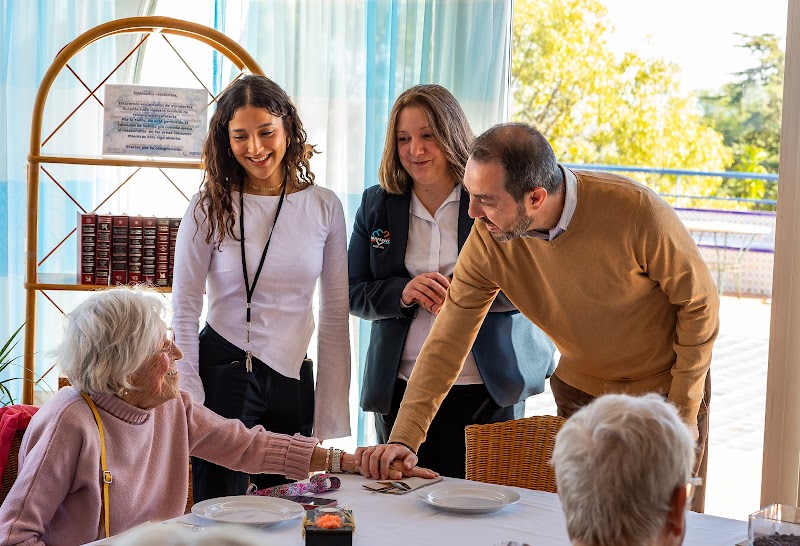 Residencia para personas mayores Montebello — foto 10