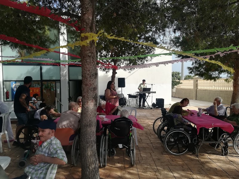 Residencia de personas mayores dependientes Corazón de María — foto 4