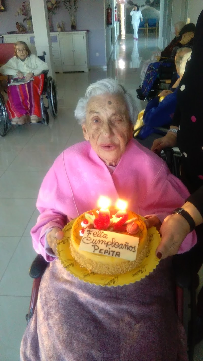 Residencia de personas mayores dependientes Corazón de María — foto 8