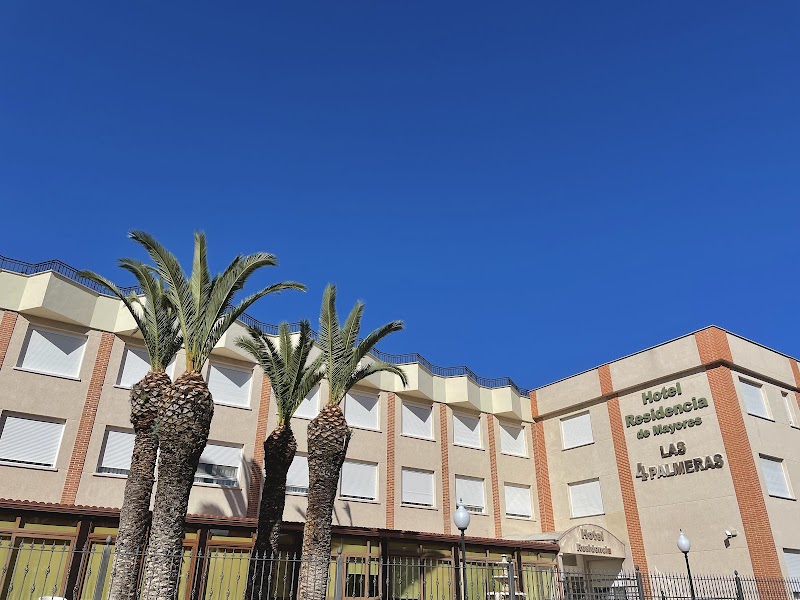 Hotel Residencia de Mayores Las 4 Palmeras — foto 2