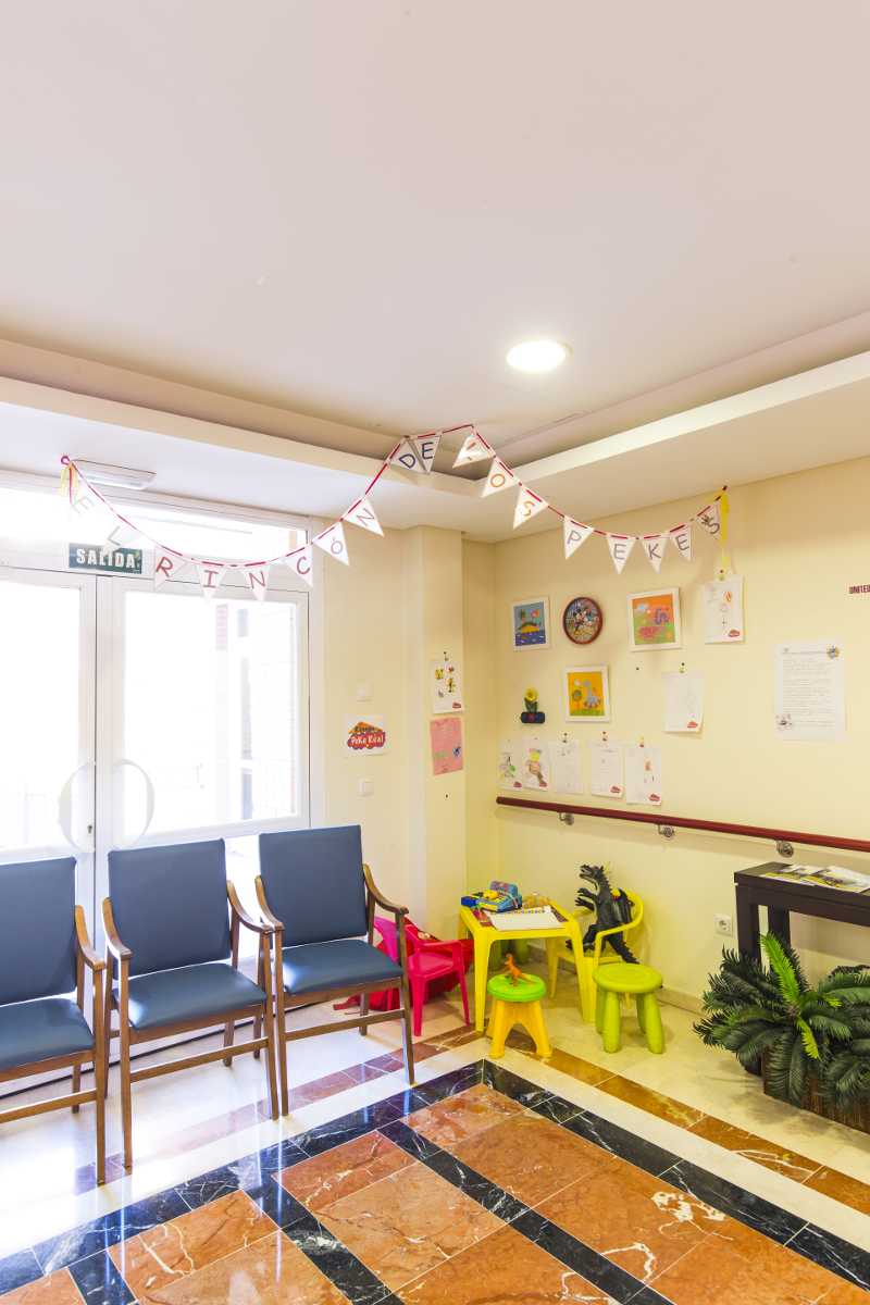 Residencia de mayores Puente Real II — foto 9