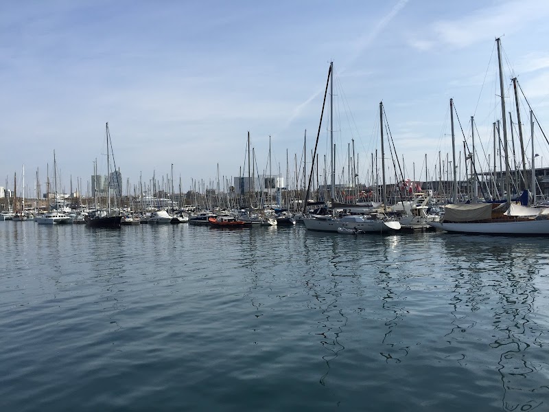 Residència assistida Ramon Sala - Club d'avis Les Saleses — foto 1