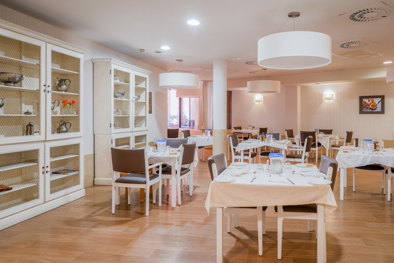 Centro Residencial Sagrada Familia Sanitas Mayores — foto 6