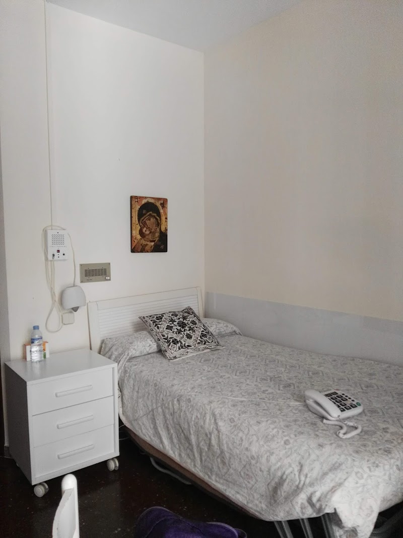 Residencia femenina Amor de Dios — foto 1