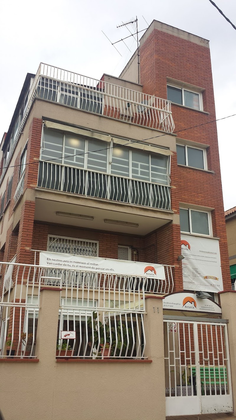 Asociación Evangélica Betania - Residencia de la tercera edad — foto 6