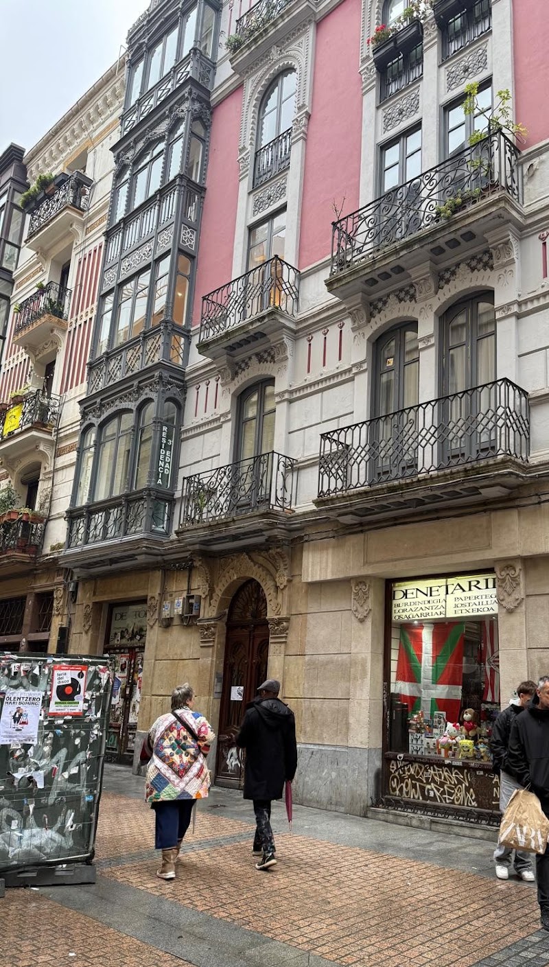 Vivienda comunitaria Casco Viejo