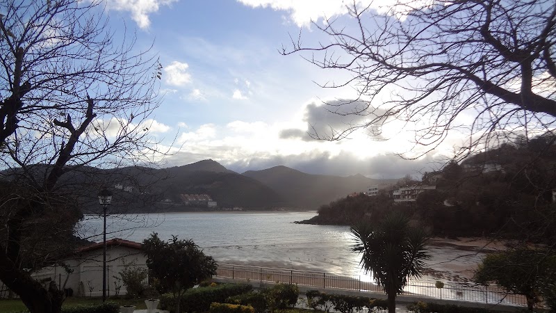 Residencia Geure Etxea Santo Hospital y Asilo de la Caridad — foto 2