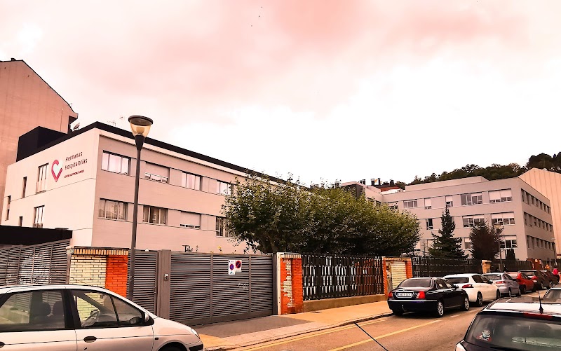 Centro asistencial de las Hermanas Hospitalarias — foto 1