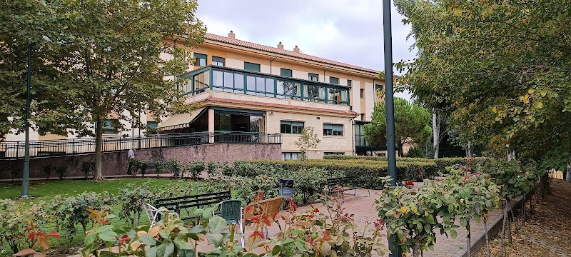 Residencia Ciudad Jardín Parque del Príncipe — foto 6