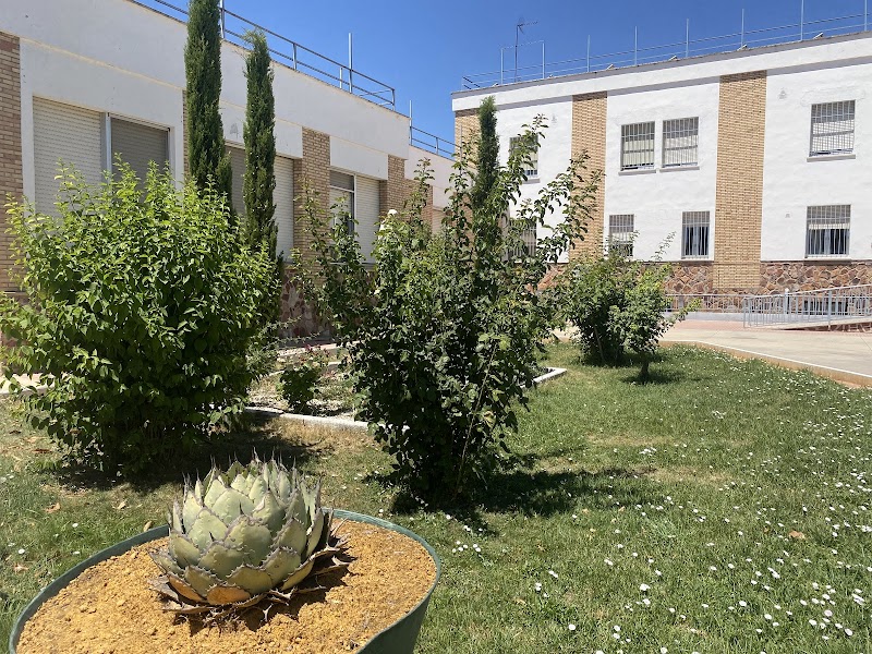 Residencia de Ancianos Nuestra Señora de las Cruces — foto 1