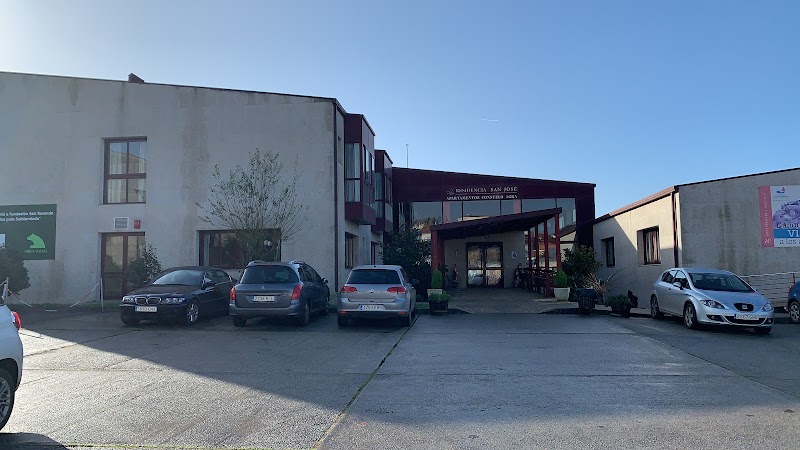 Residencia San José de Arzúa y Apartamentos tutelados — foto 3