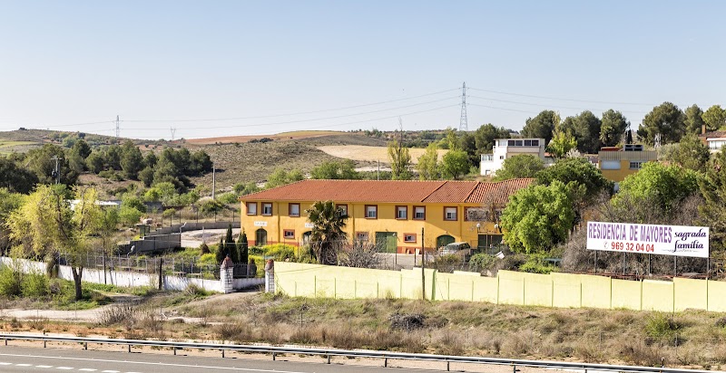 Residencia Sagrada Familia — foto 1