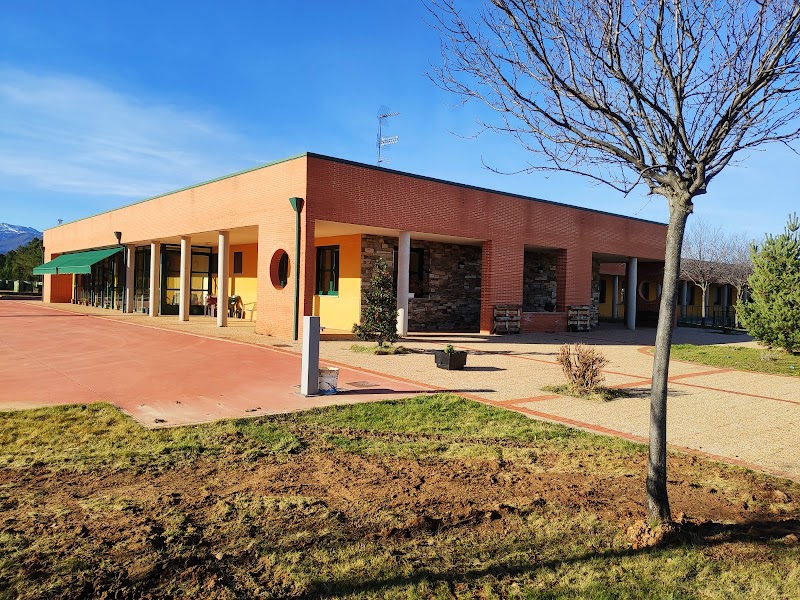 Residencia de mayores El Pinar — foto 2