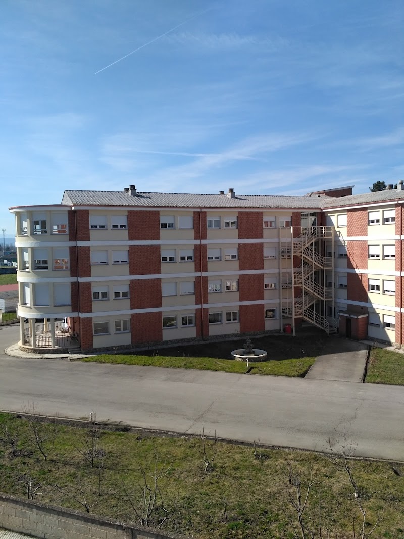 Hogar 70 - Residencia de mayores — foto 2