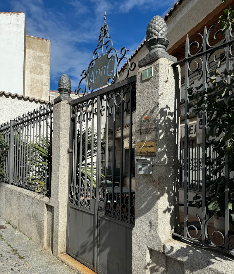 Residencia Santa Teresa — foto 1