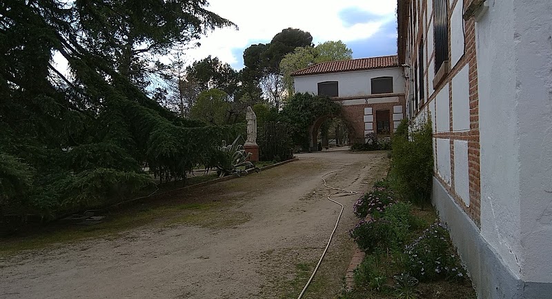 Residencia de personas mayores Santa María del Silencio - Cáritas — foto 1