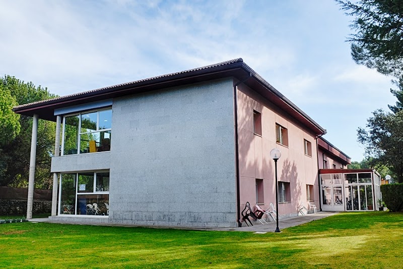 Hotel de 3ª edad El Madroño — foto 1