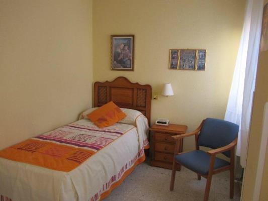 Residencia de 3ª edad Sagrada Familia — foto 8