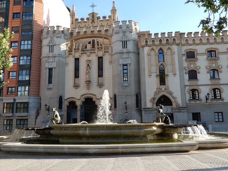 Residencia de ancianos Santa Teresa y San José — foto 1