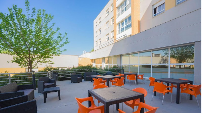 AMAVIR Villaverde — foto 1