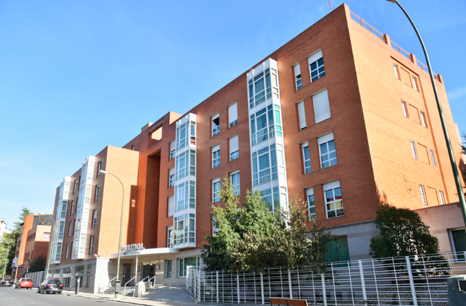 Ballesol Parque Almansa - Apartamentos — foto 3