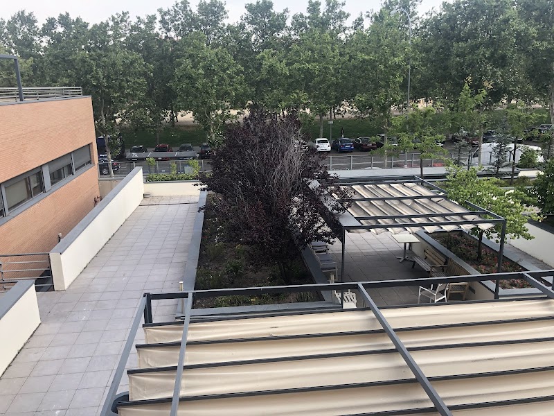 Centro de Cuidados Laguna Residencias de personas mayores — foto 4