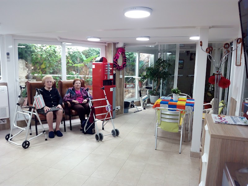 Residencia de 3ª edad - Asociación Rosas del Camino — foto 10