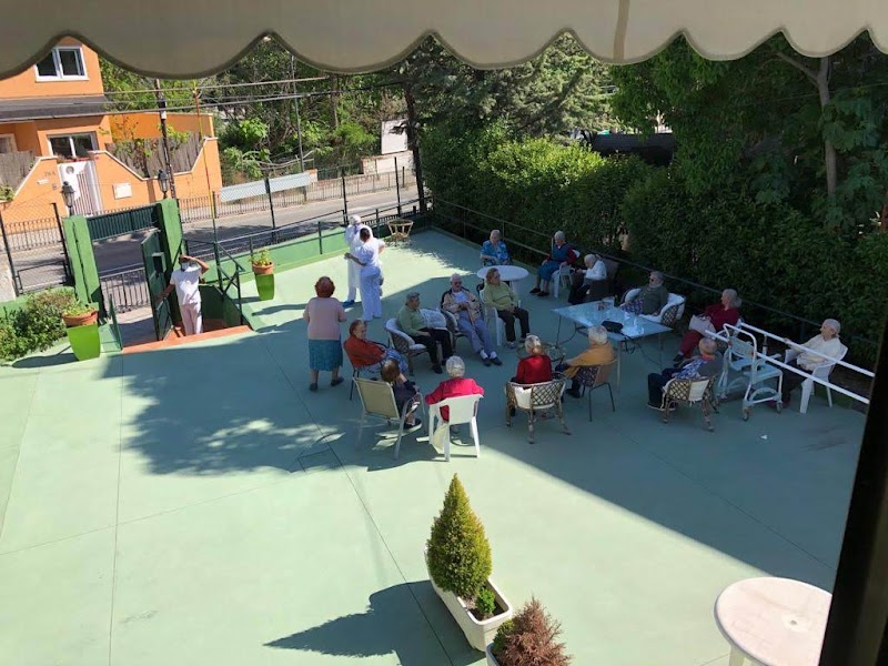 Residencia Casa Jardín Pozuelo