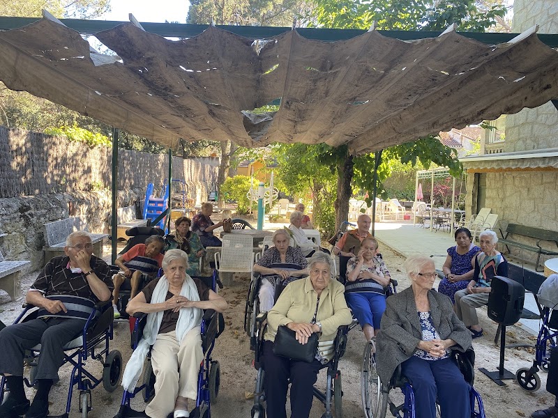 Residencia de ancianos Santa María de los Ángeles — foto 8