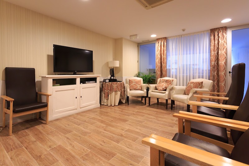 Sanitas Residencial El Mirador — foto 4