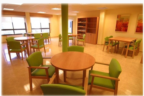 Residencia y Apartamentos tutelados Carballeda — foto 2