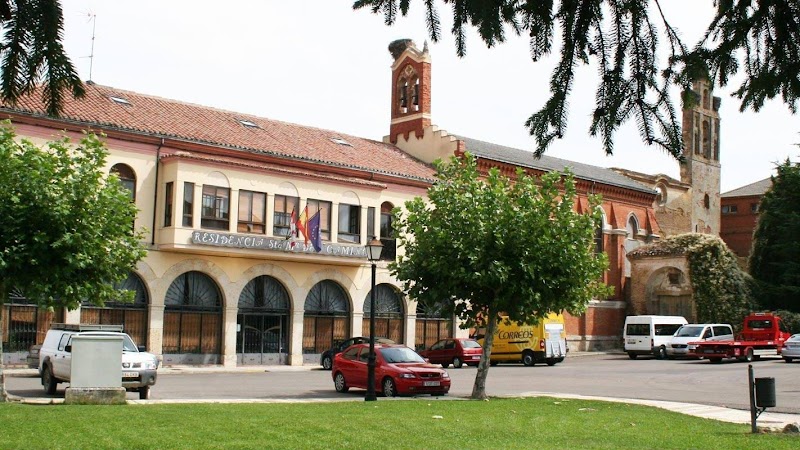 Residencia Santa María del Camino