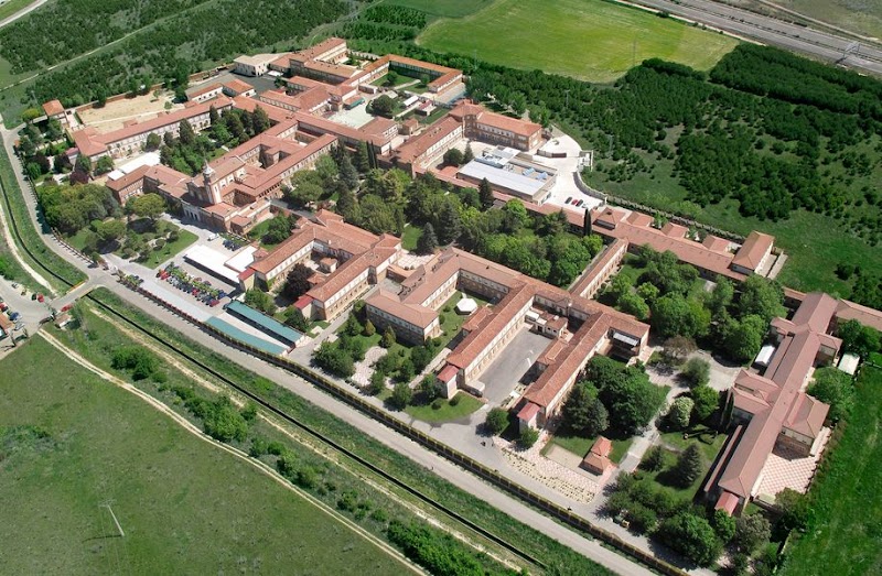 Centro asistencial para la 3ª edad San Luis — foto 2