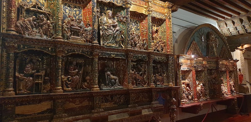 Residencia San Bernabé y San Antolín — foto 2