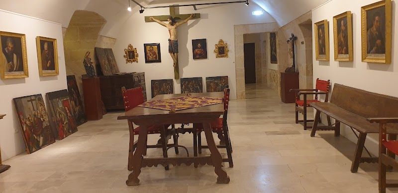 Residencia San Bernabé y San Antolín — foto 6