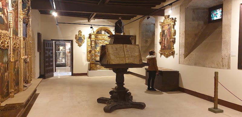 Residencia San Bernabé y San Antolín — foto 10