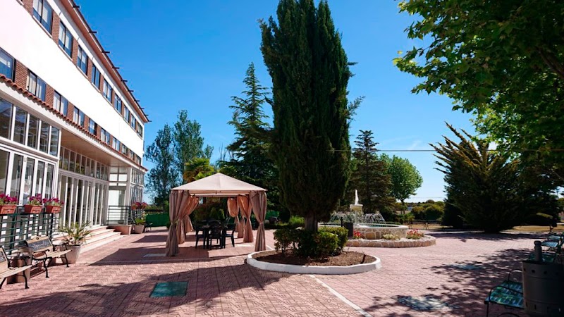 Residencia de mayores Arapiles — foto 4