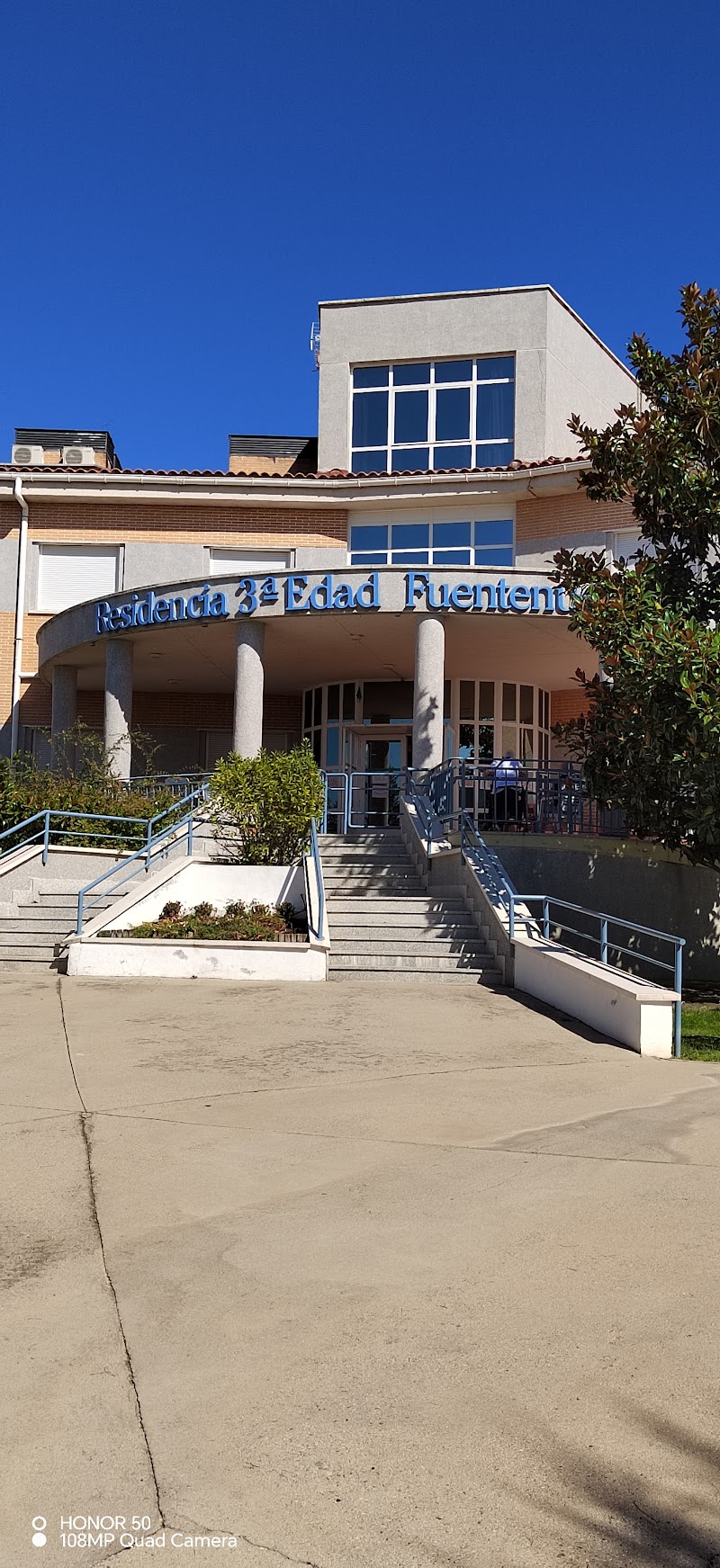 Residencia Fuentenueva — foto 2