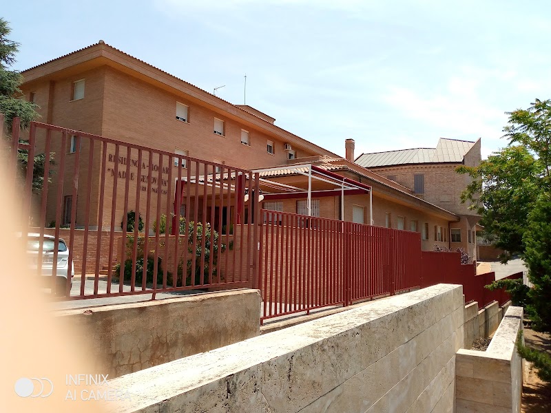 Residencia de 3ª Edad Madre Genoveva — foto 7