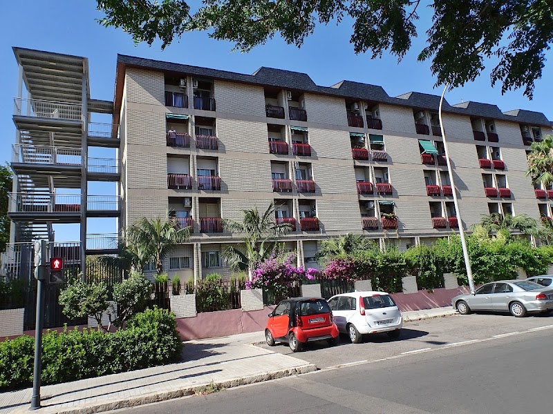 Residencia Femenina Nuestra Señora de los Desamparados — foto 1