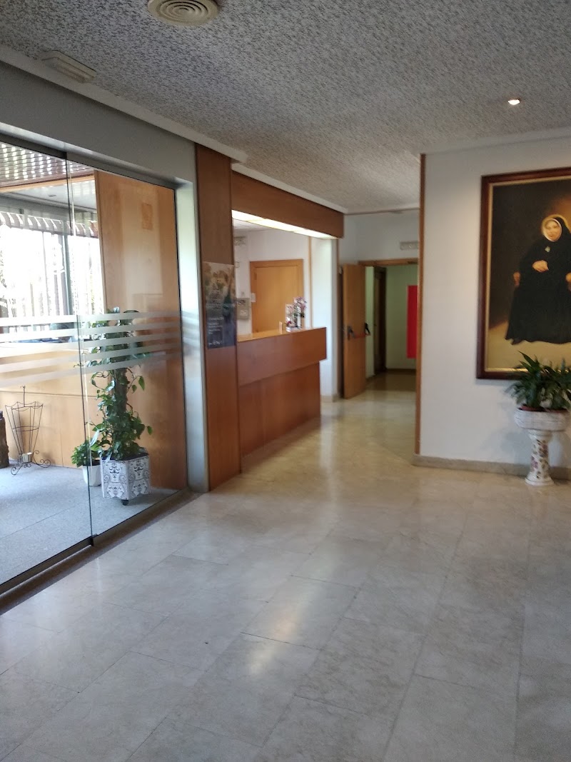 Residencia Femenina Nuestra Señora de los Desamparados — foto 4