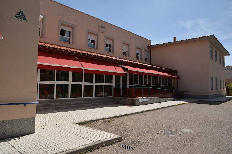 Residencia de personas mayores Villa del Tratado — foto 7