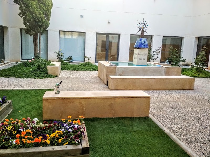 Residencia Madre María Pilar Izquierdo — foto 2