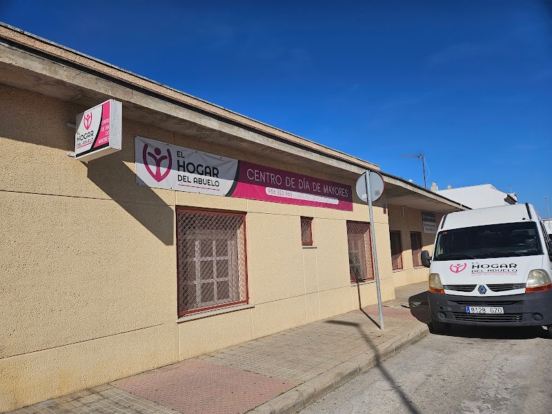 Unidad de estancia diurna El Hogar del Abuelo — foto 2