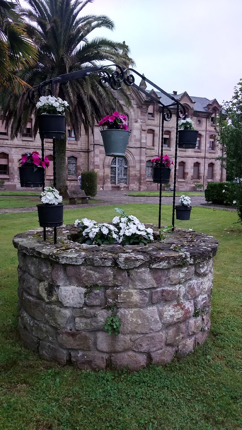 Centro de día Psicogeriátrico Sagrada Familia — foto 4