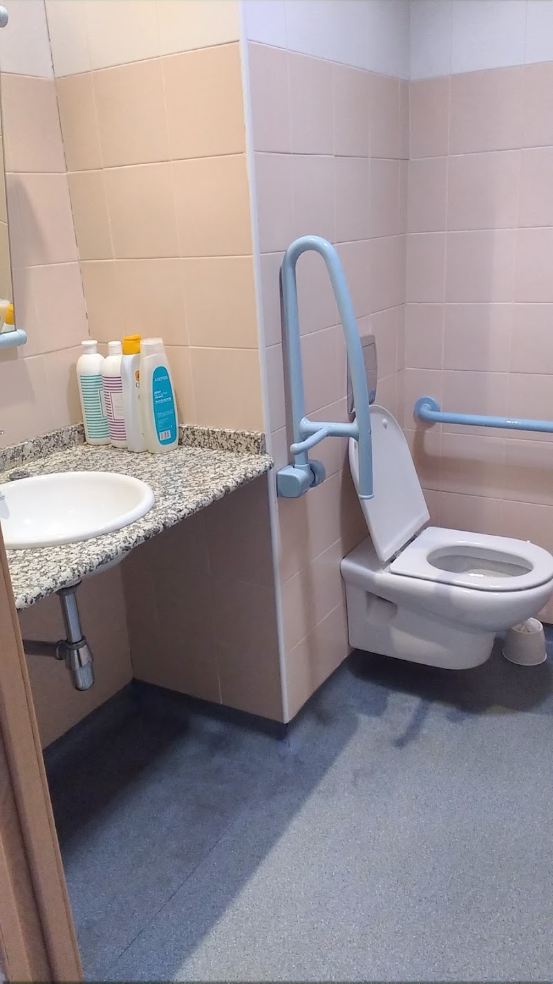 Servicio de estancia diurna de la Residencia AMAVIR El Pinar — foto 10