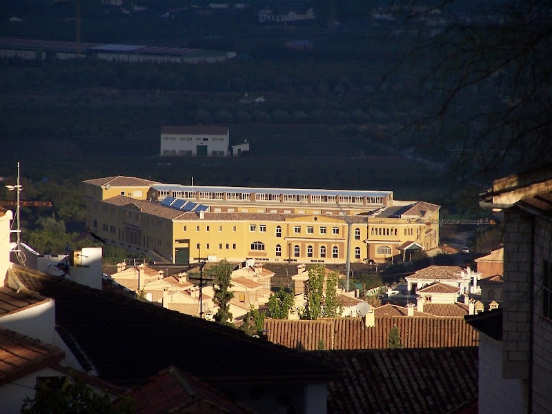 Unidad de estancia diurna Cáxar Residencial — foto 8