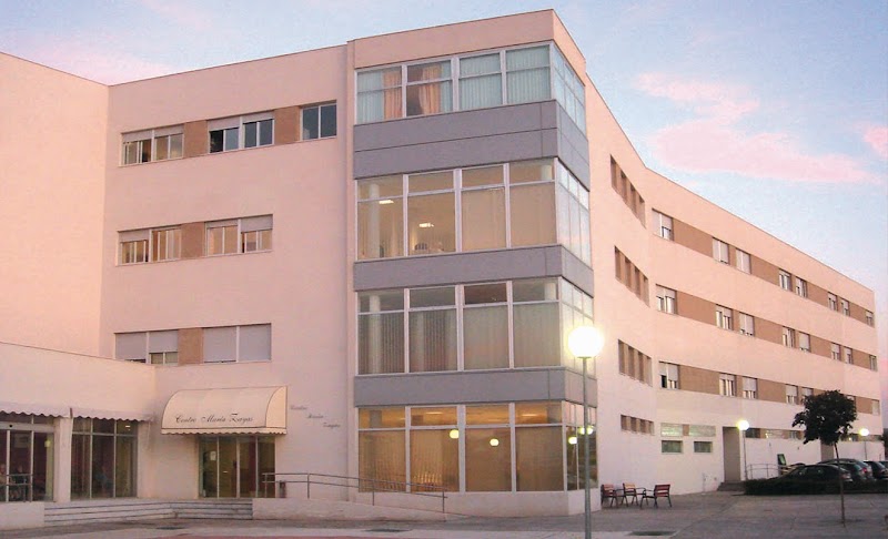 Centro de día para mayores María Zayas