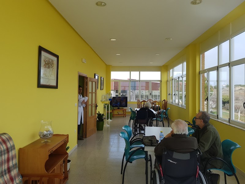 U. de estancias diurnas La Aldea del Puente — foto 6